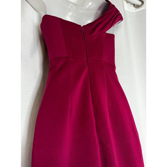 Elegant One Shoulder Red Dress - Picture 6 of 8
